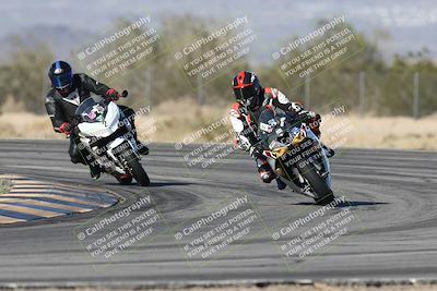 media/Dec-04-2025-Racers Edge (Thu) [[5ebc9f124d]]/3-B Group/1-Session 1 (Turn 7)/